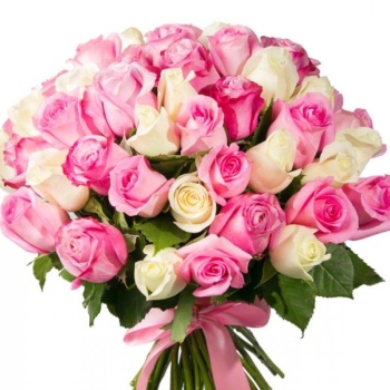 Букет из 55 белых и розовых роз Кения